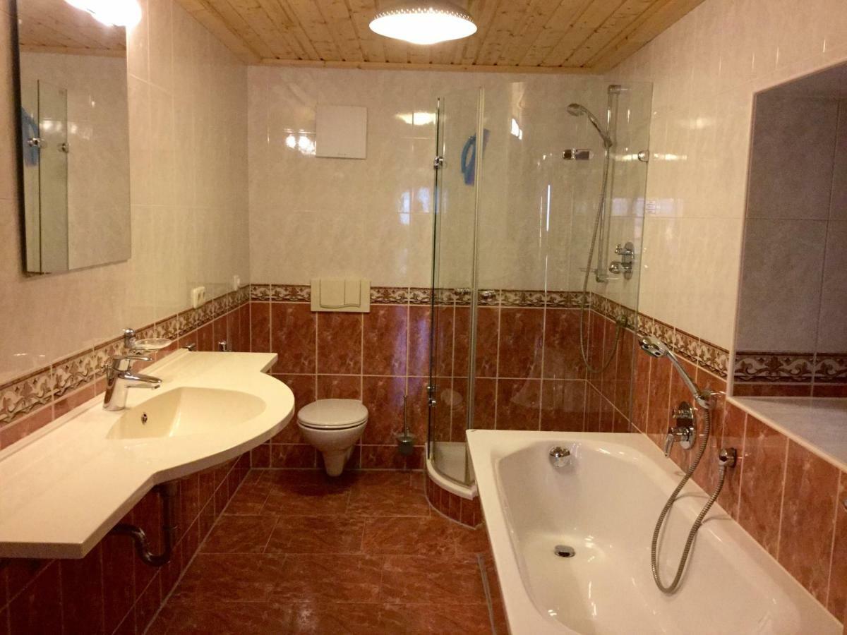 Ferienwohnung Am Gruenbach ราทเอิน ภายนอก รูปภาพ